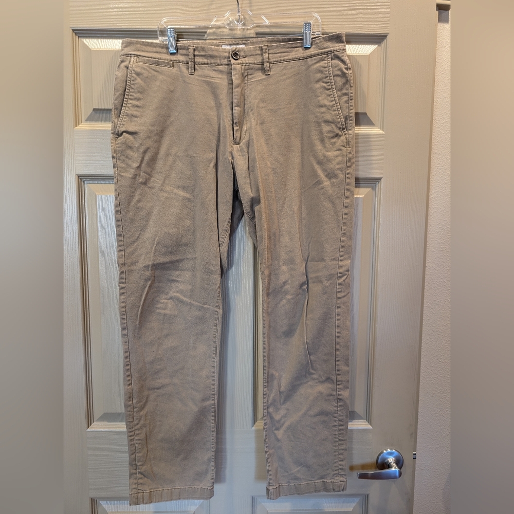 Men's Tan Casual Chinos